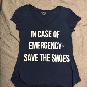🍍🌺Save the Shoes T-shirt
